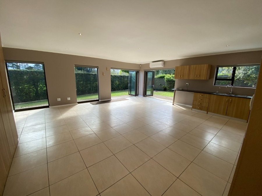 5 Bedroom Property for Sale in Highlands Western Cape